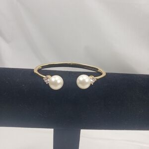 Kate SPADE Pearl Cuff Bracelet in Gold
